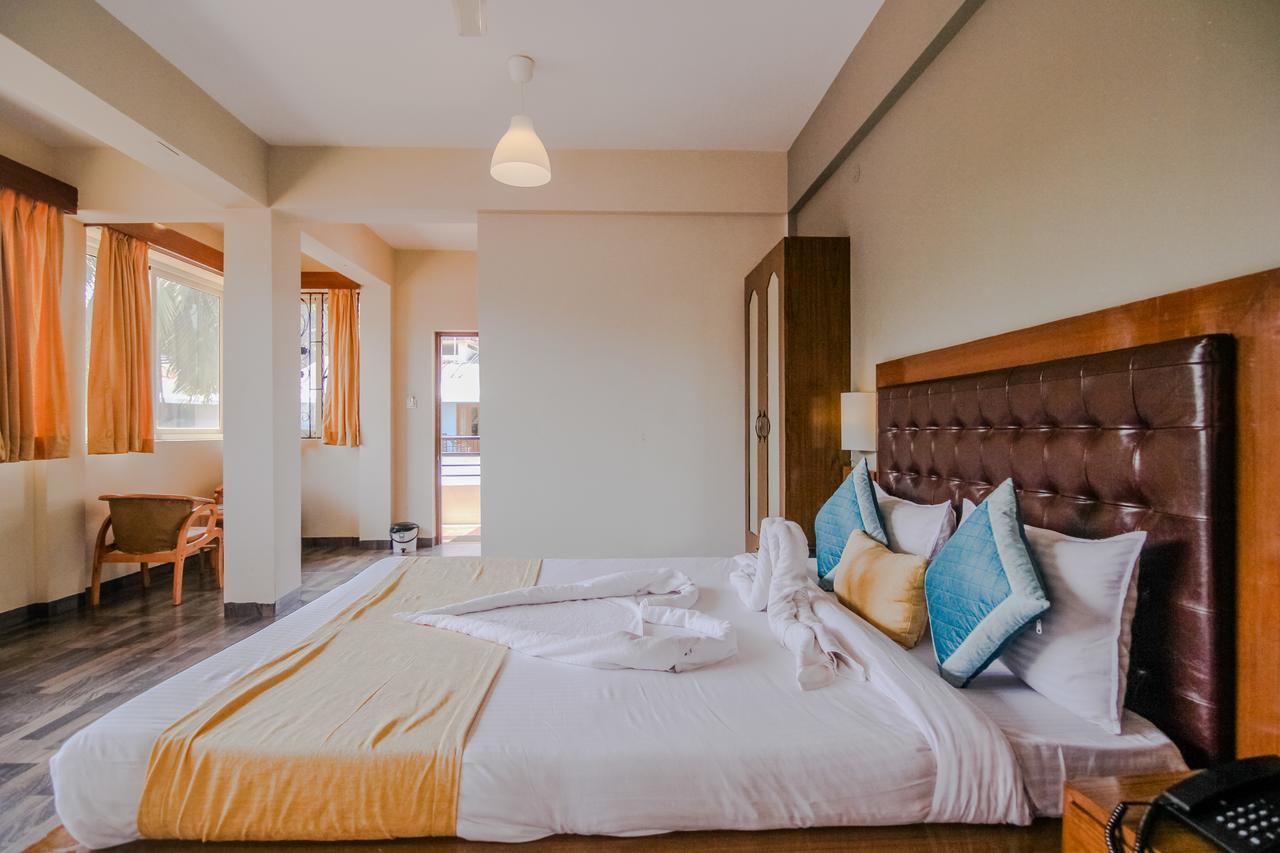 Royale Nirvana Resort Arpora Eksteriør billede